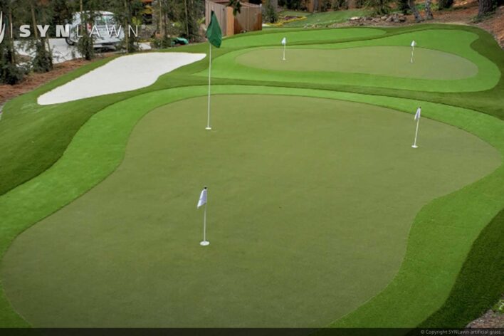 image of SYNLawn Maui HI golf artificial grass for putting greens with slopes